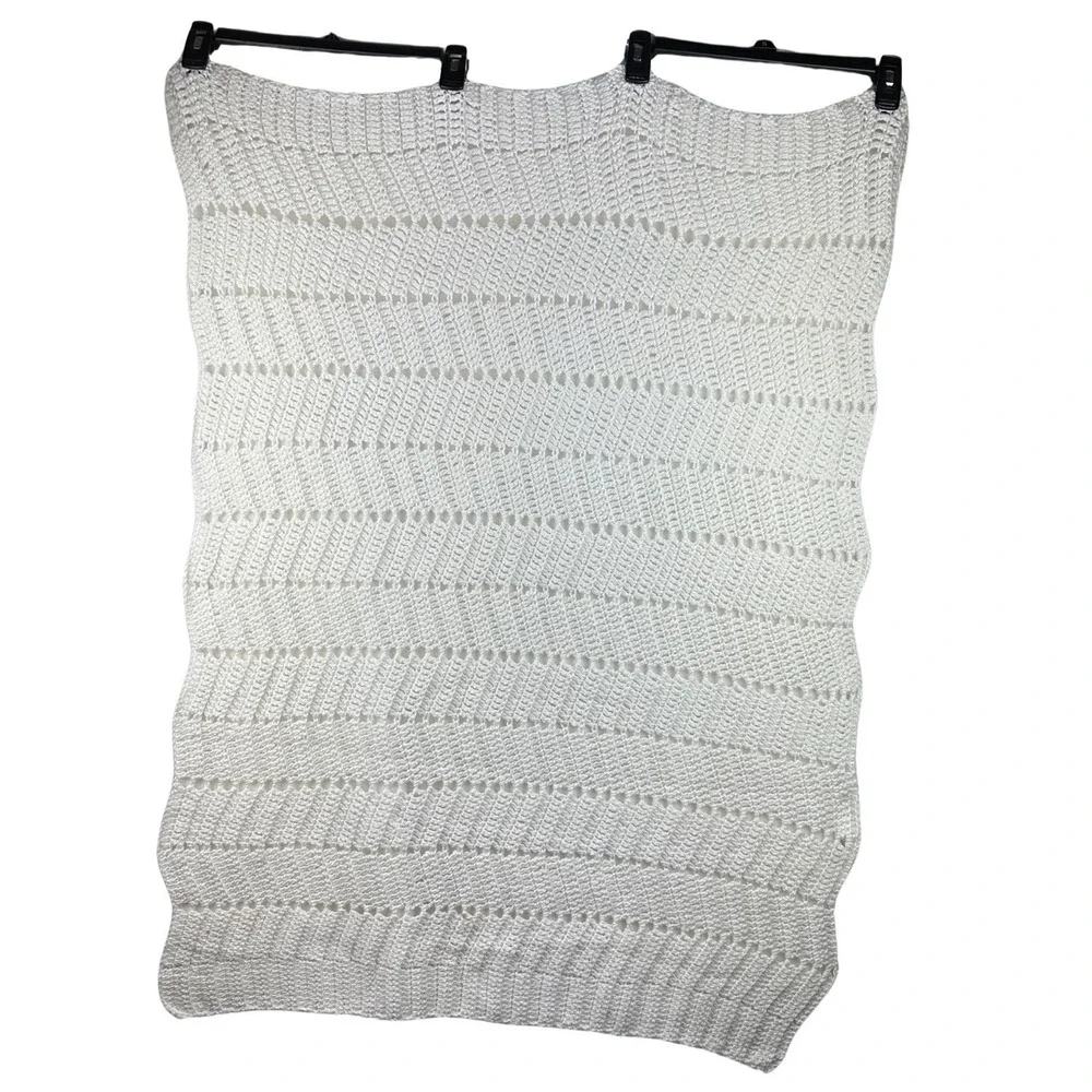 Handmade Crochet Knit Baby Blanket White - Picture 5 of 5